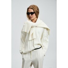 Lufian Mıra Kadın Kazak