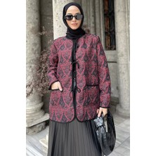 Julude Ön Bağlamalı Kapitoneli Desenli Tesettür Ceket P-00018988