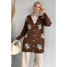 Julude Taş Detaylı Çiçek Işlemeli Tesettür Triko Hırka P-00014665
