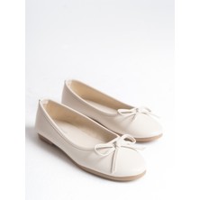 Adımla Bej Deri Kadın Babet Fiyonk Tokalı Yuvarlak Burun Rahat Kaymaz Tabanlı Ayakkabı Sima