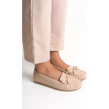 Adımla Bej Deri Kadın Babet – Ortopedik, Hafif, Rahat, Fiyonk Aksesuarlı, Sera, Günlük Ayakkabı