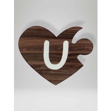 Mundy U Harfi (Sol Parça) – Ahşap Puzzle Kalp Harf Magnet – Buzdolabı Süsü – Ikili Uyumlu (KOD:1039)