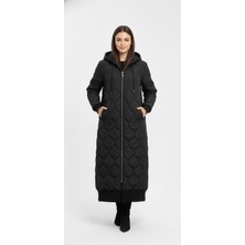 Şuranur Kapüşonlu Kapitone Mont - Siyah