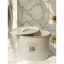 Metal Bölmeli ve Kapaklı, Ölçekli Deterjanlık, Şık ve Kullanışlı Banyo Düzeni Için Ideal