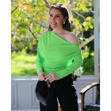 Etiler Collection Kadın Kayık Yaka Dalgıç Kumaş Bluz