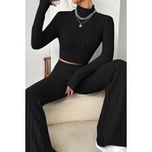 İmoda Kadın Siyah Eşofman Takımı Yüksek Bel ve Crop Top ile Şık Spor Kombin L - XL