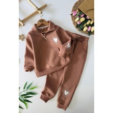 Miniğimin Cicileri Kalp Işleme Detaylı Kışlık Kanguru Cepli Kız çocuk takım - Kahve