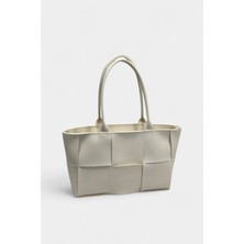 Fermuar Kapama ve Fermuarlı Iç Cep Detaylı Kadın El ve Omuz Çantası