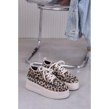 F023 Model 8 cm Tabanlı Yeni Sezon Spor Aykakabı Leopar