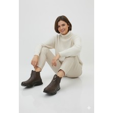 Doçka Kadın Yumuşak Hakiki Deri Günlük Düz Taban Lastkli Ortopedik Bot AE23/KB1453B