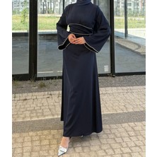 Manşeti ve Bel Taş Işlemeli Saten Abiye