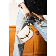 Çanta Trend Kilit Detaylı Uzun Askılı 4 Bölmeli Astarlı Çapraz ve Omuz Çantası 712