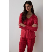 Penti Kırmızı Cozy Time Ekoseli V Yaka Termal Etkili Pijama Takımı
