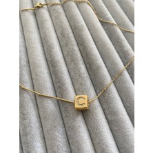 Pink Çelik Kolye “c” Küp 1x1 Cm. Harf Kolye Gold-Özel Kutusunda