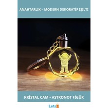 Letsii Mutlu Astronot Tasarımlı Renk Değiştiren Kristal Cam Anahtarlık