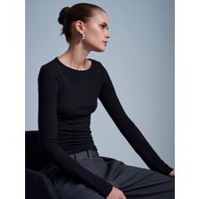 Dilvin 32322 Kayık Yaka Uzun Kollu Top-Siyah