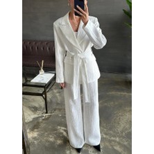 Etiler Collection Ekru Beli Kuşaklı Ceket ve Pantolon Parlak Takım