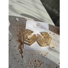 Xuping Jewelry Geometrik Desenli Zirkon Taş Detaylı Gold Kadın Çelik Küpe
