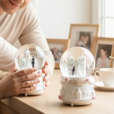 Keyfim Shop Gelin Damat Temalı Orta Boy Işıklı Müzikli Kar Küresi