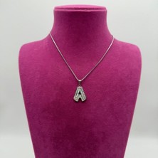 Taş Detaylı A Harfi Çelik Kolye