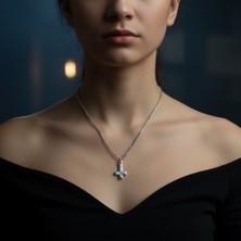 Alooya Minimal Ters Haç Gümüş Kaplama Örme Zincir Kolye