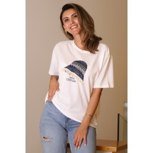 Nazen Giyim Şapka Detaylı Kısa Kollu Ekru Kadın T-Shirt  29523-2Y5