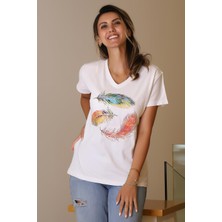 Nazen Giyim Pul Işlemeli V Yaka Beyaz Kadın T-Shirt  126-2Y5