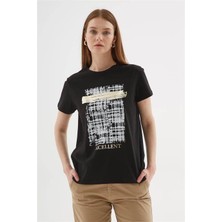 Nazen Giyim Sıfır Yaka Baskılı Siyah Kadın T-Shirt  0097-2Y5