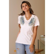 Nazen Giyim Omuzları Pul Işlemeli Beyaz Kadın T-Shirt  66-2y5