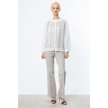 Nazen Giyim Önü Nakışlı Ekru Keten Kadın Bluz  3928-2Y5