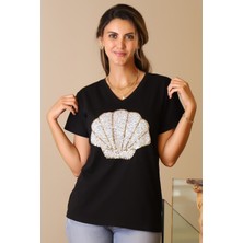 Nazen Giyim Midye Baskılı Kısa Kollu Siyah  Kadın T-Shirt 121-2Y5