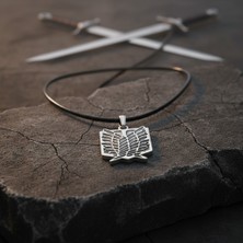 Alooya Attack On Titan Anime Gümüş Kaplama Deri İp Kolye