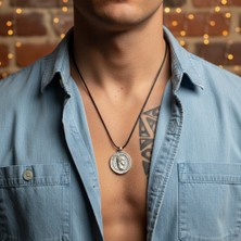 Alooya Roma Parası Sikke Gümüş Kaplama Deri İp Kolye