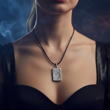 Alooya Maça As Poker İskambil Gümüş Kaplama Deri İp Kolye