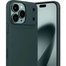 Apple iPhone 17 Pro Max Auto Focus Karbon Kapak - Koyu Yeşil