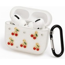 Storemax Airpods 3. Nesil ile Uyumlu Glitter Silikon Kılıf Şeffaf Simli Koruyucu Kiraz Deseniyle Askı Aparatı Dahil Çanta Kolu ve Kemer Tokasına Takılabilir Airpods 3 Için Kulaklık Kılıfı