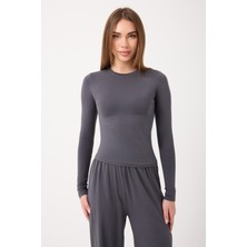 Ultra Soft Penye Modal Yuvarlak Yaka Bluz