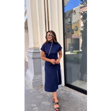 Pusula Sepeti Kadın Kısa Kollu Yakadan ve Etekten Fermuarlı Midi Viskon Iki Iplik Elbise