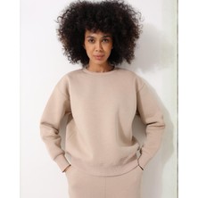 Amida Kadın Bej Bisiklet Yaka Basic Sweatshirt - 2533