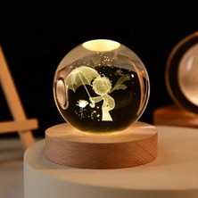 Storemax Kristal Cam Küre LED Işıklı USB Kablolu Ahşap Stantlı Gece Lambası Dekoratif Hediyelik (Küçük Prens 1)