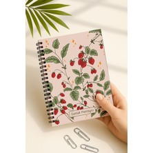 Eldesen Tasarım Günlük Planlayıcı A5 Defter, Notlar, Yapılacaklar, Esnek Karton Kapaklı, 100 Günlük, Pembe Çilek