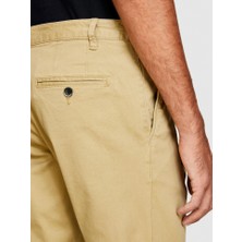 Sisley Slim Fit Vintage Efekt Chino Pantolon Erkek Bej T-Shirt - 323A4DM6SF02Y