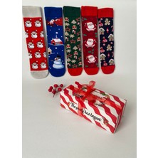 Carnaval Socks Yılbaşı 5’lı Desenli Çorap Seti | Unisex Hediye Kutulu Kış Temalı Çoraplar