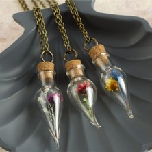 Marsilyan Çiçek Fanus Canlı Kolye