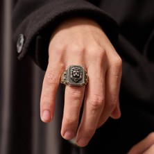 Umut Silver Aslan Başlı Kabartma Desenli 925 Ayar Gümüş Erkek Yüzük