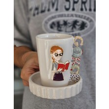 Megg El Yapımı İsimli Öğretmen 2  Figürlü Fincan