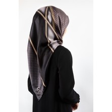 Violla Rayon Gold Detaylı Geometrik Desenli Gri Renkli 90X90 Eşarp (Ipek Içermez) Kenar Dikiş Şekli El Dikişli