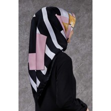 Violla Twill Çizgili ve Gold Desenli Siyah - Pudra Renkli 90X90 Eşarp (Ipek Içermez) Kenar Dikiş Şekli El Dikişli