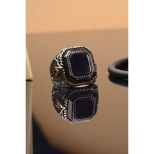 Innuendo Jewelry Innuendo Siyah Zirkon Taş Damla Desenli Kare 925 Ayar Gümüş Erkek Yüzük