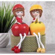 Elifeshop Ayakları Sallanan Elma Limon Kız Figürlü 2'li Heykel Biblo Seti Dekoratif Obje Hediyelik 20 Cm.